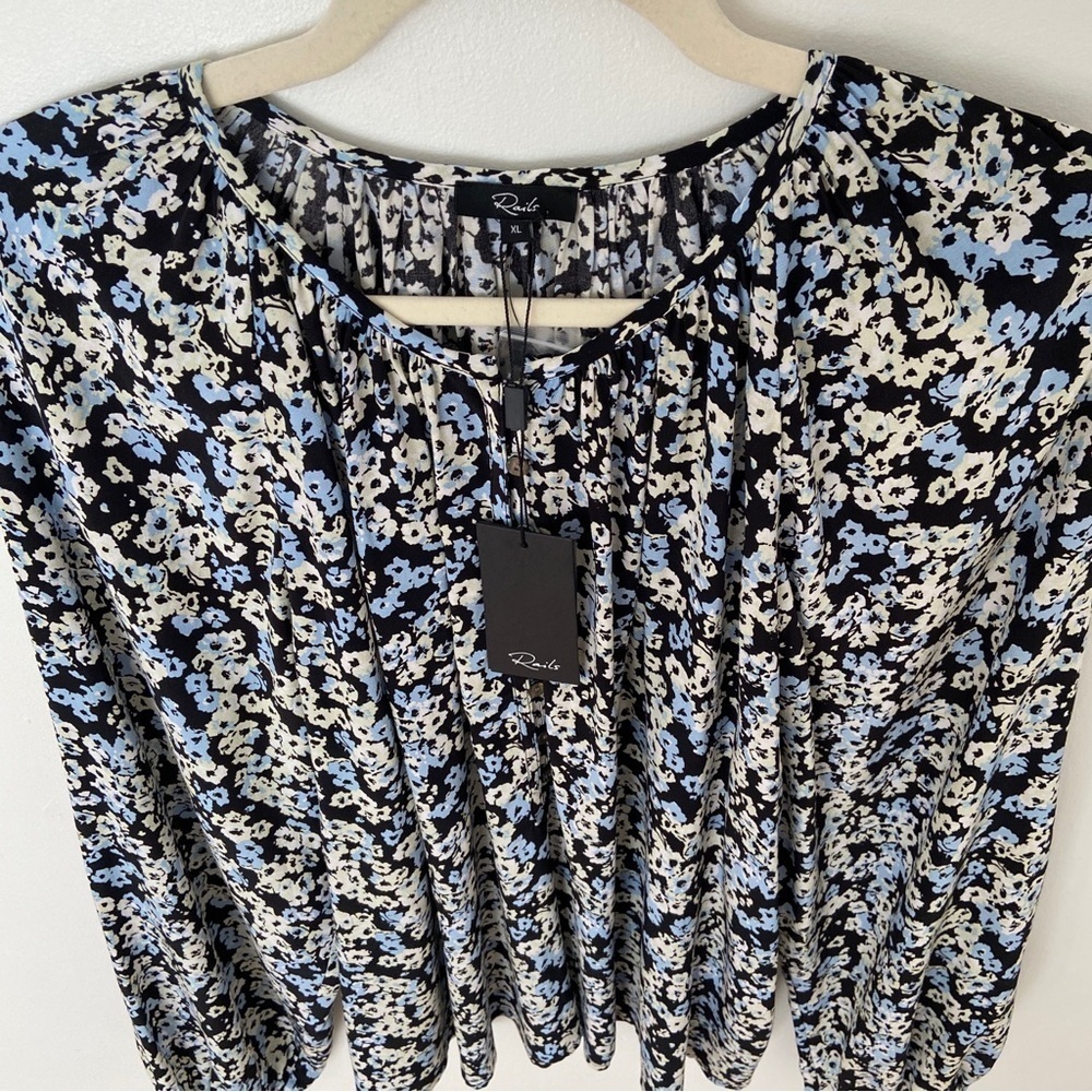 Rails NWT Indi Top Midnight Meadow Floral size XL Long Sleeve Popover - Picture 6 of 13